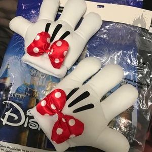 Minnie gloves